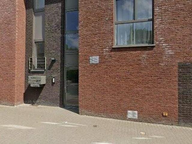 90 m2 apartment for rent in Courcelles