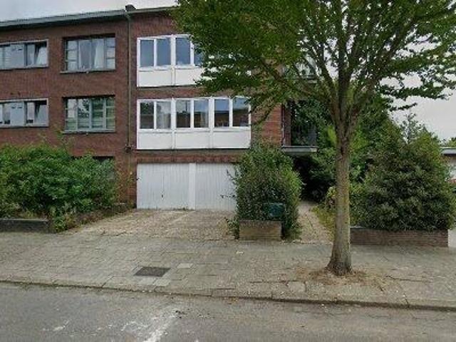 90 m2 apartment for rent in Antwerp Wilrijk