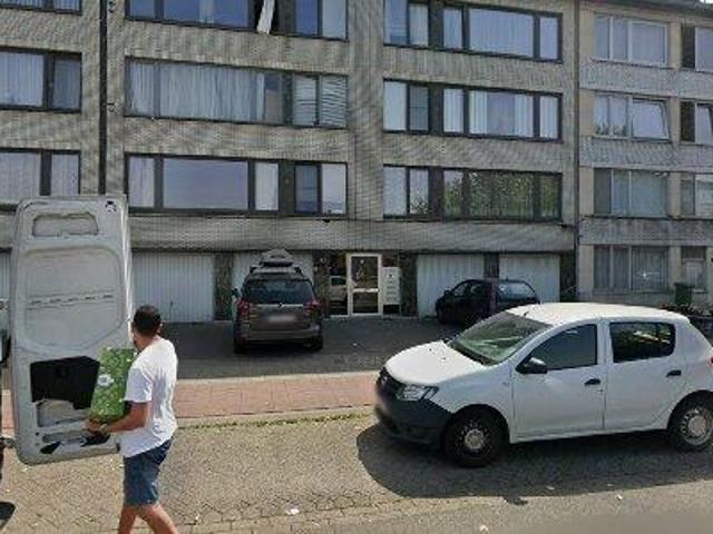 90 m2 apartment for rent in Antwerp Ekeren