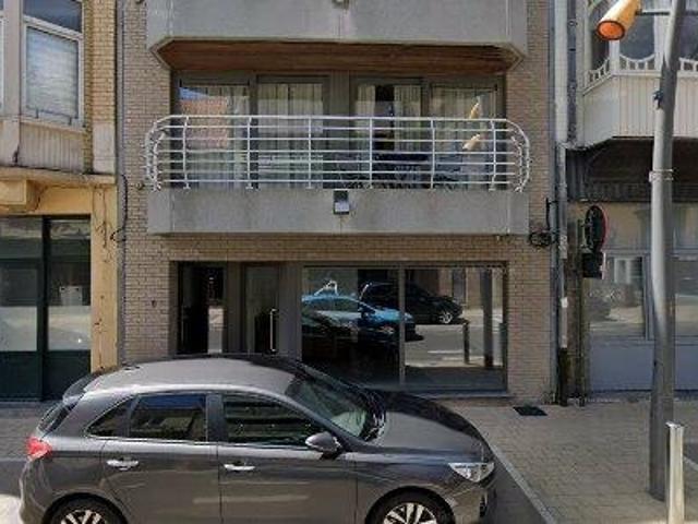 90 m2 apartment for rent in De Panne