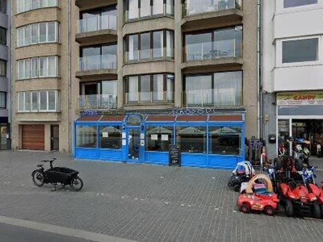 90 m2 apartment for rent in Oostende