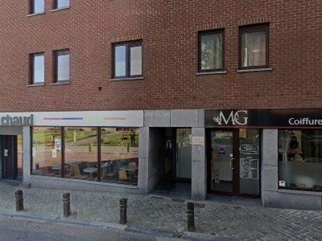 90 m2 apartment for rent in Luik