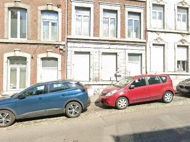 90 m2 apartment for rent in Luik