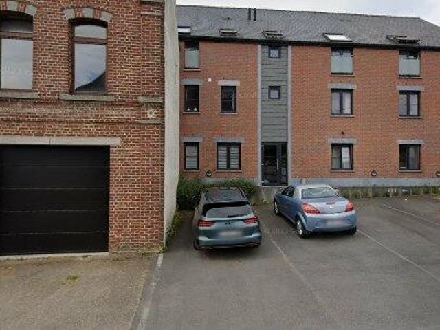 90 m2 apartment for rent in Thuin