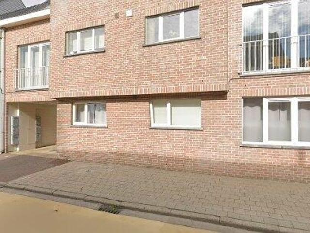 90 m2 apartment for rent in Zele