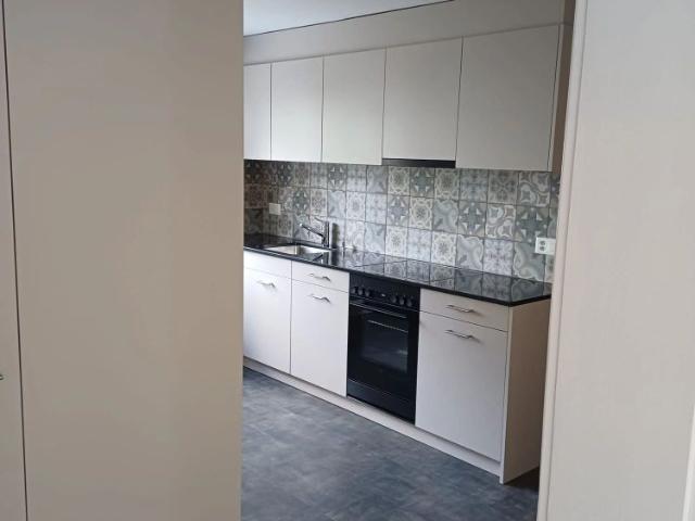 90 m²