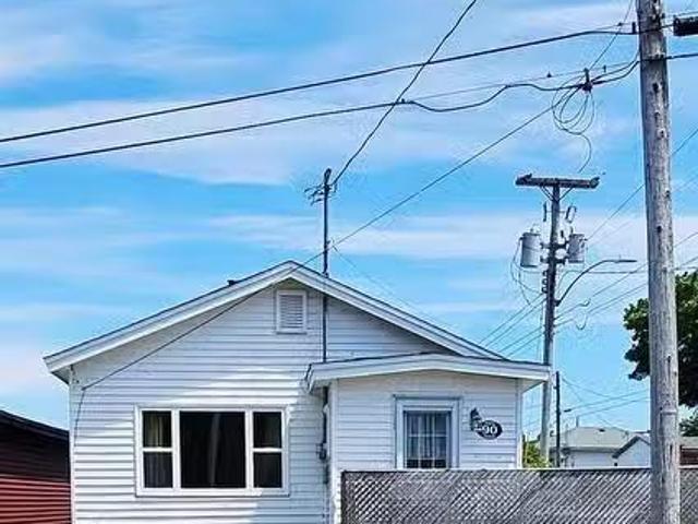 90 Mayor Avenue, S. John'S, NL, A1C 4P9 house for sale List.