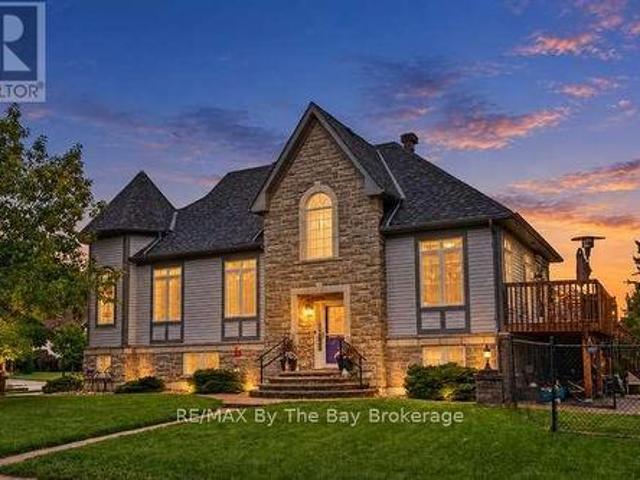 90 Meadowlark Boulevard, Wasaga Beach, ON, L9Z 0B5 house for sale | Listing ID S13787 | Royal LePage