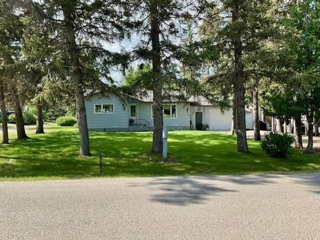 90 Mooswa Drive, Onanole, MB, R0J 1N0 house for sale | Listing ID 202612 | Royal LePage