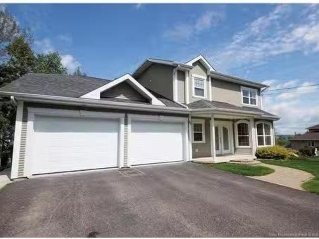 90 Nowlan St, Grand Sault/Grand Falls, NB, E3Z 1B2 house for.