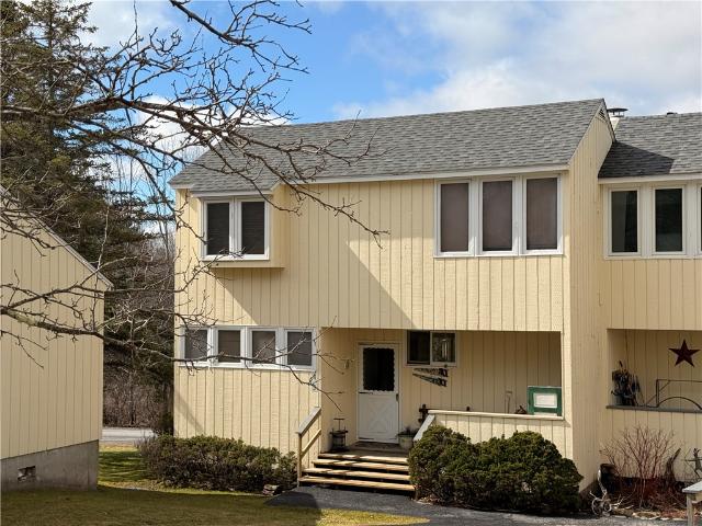 90 Pines Drive # 4 3