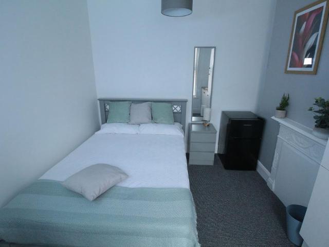 90 Portland Street, Lincoln. 1 bed in a house share to rent £565 pcm £130 pw