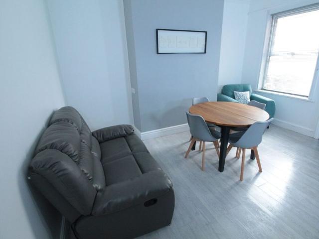 90 Portland Street, Lincoln, Lincolnshire, LN5 7LB, United Kingdom