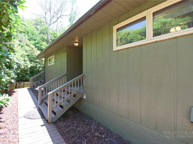 90 Rabbit Hill Lane