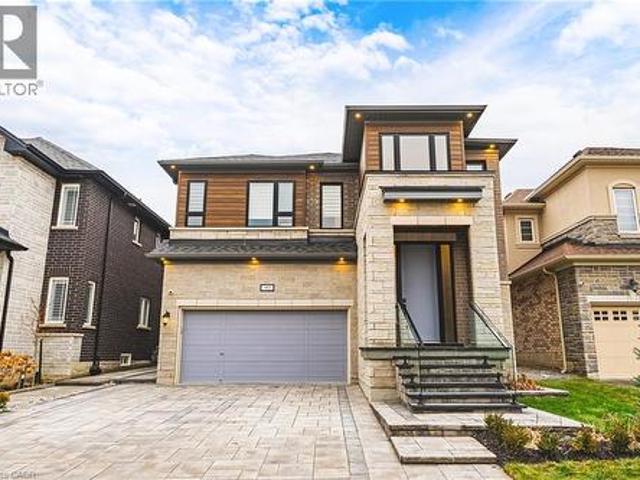 90 Robertson Road, Ancaster, ON, L9K 0H8 house for sale | Listing ID 40862 | Royal LePage