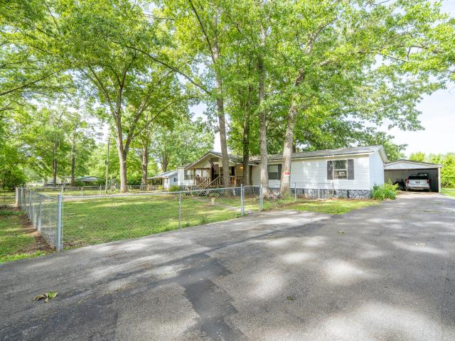 90 Shady Ln