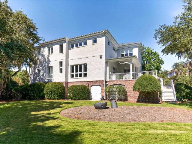 90 Swan Point Trail