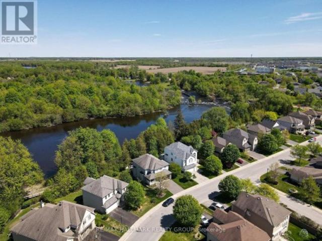 90 Stonewater Bay, Carleton Place, ON, K7C 0B1 house for sale | Listing ID X13733 | Royal LePage