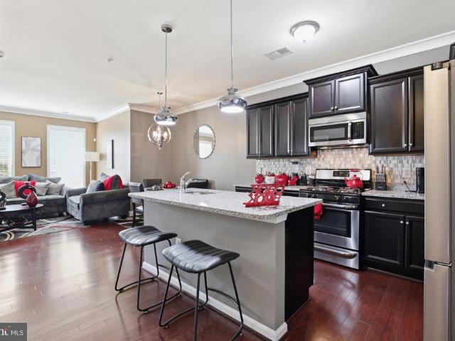 9106 Ruby Lockhart Boulevard # 4