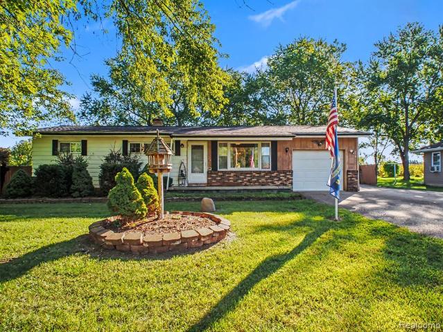 9108 Maplewood Drive