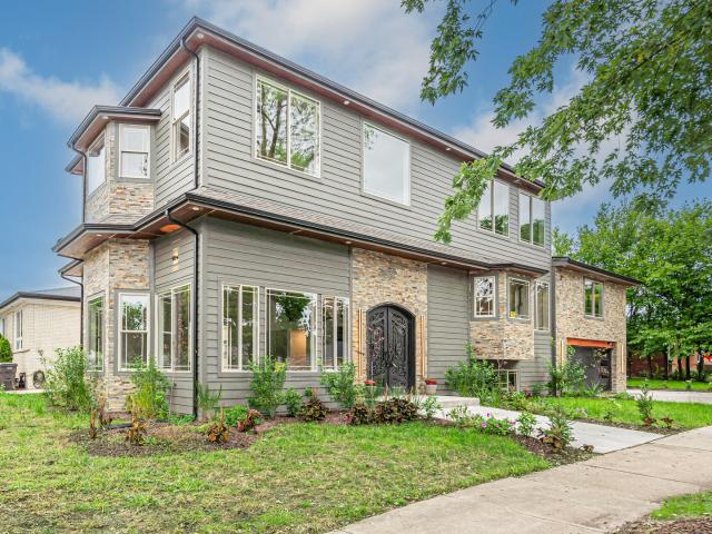 9100 Kenton Ave, Skokie, IL 60076 | MLS #12670
