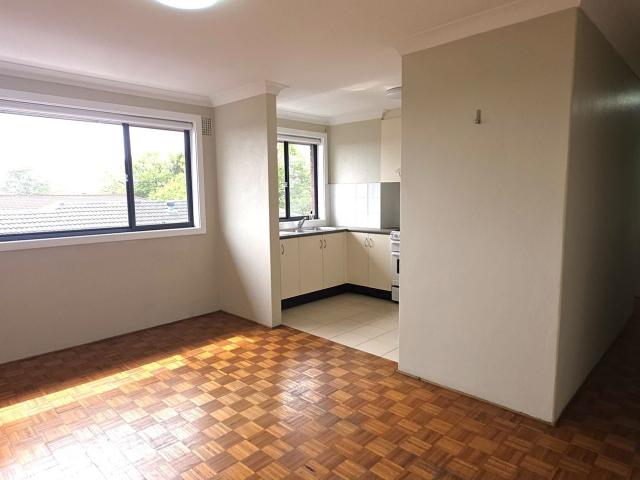 9/102 Leylands Parade, Belmore, NSW 2192