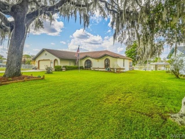 9103 E Aqua Vista Dr, Inverness, FL 34450