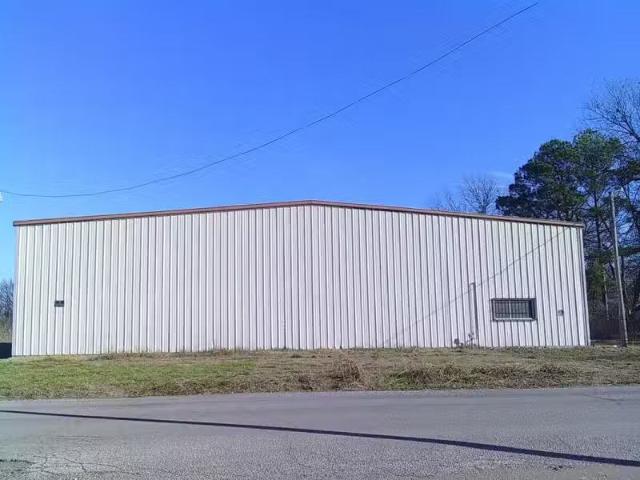 910 S 11TH ST, BLYTHEVILLE, AR 72315