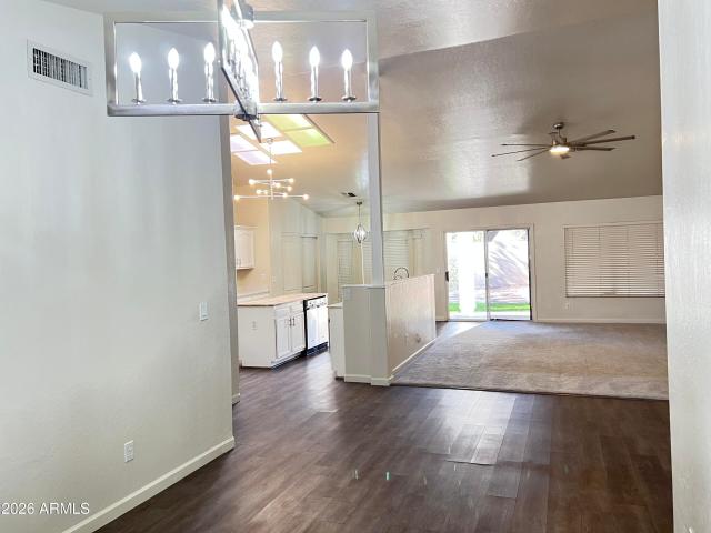 910 S Paradise Dr, Gilbert, AZ 85233 | MLS #7047