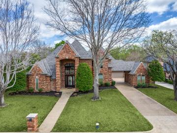 910 Saddlebrook Drive, Colleyville, US, TX