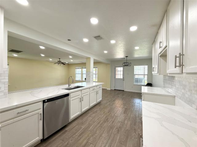 910 Staffordale Manor Lane