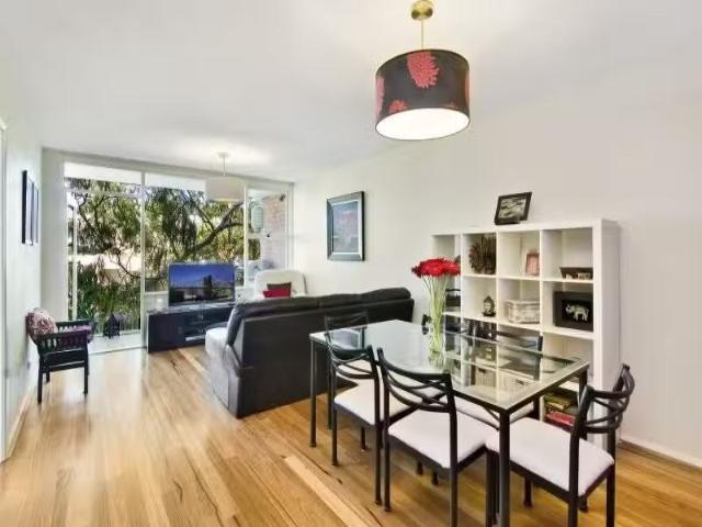 9/10 Punch Street, Mosman Apartment for rent Listed by Tobias.
