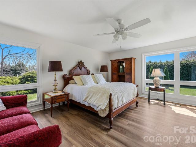 910 Rutledge Annex