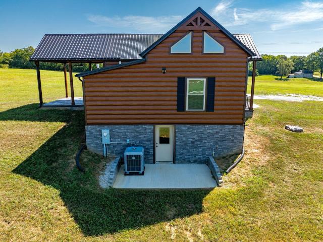 910 Walnut Grove Road