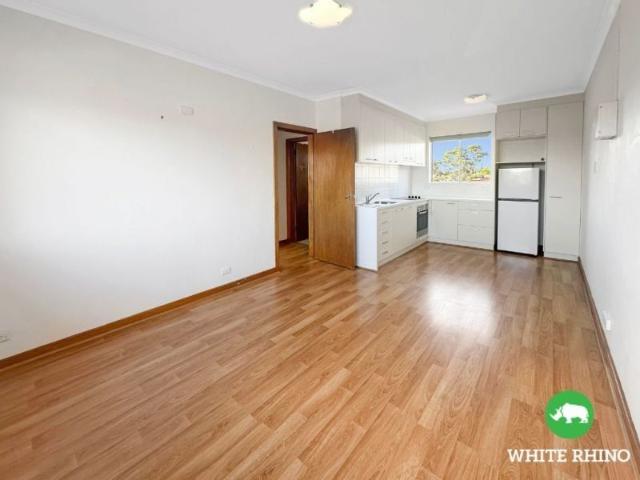 9/115 Knox Street, Watson