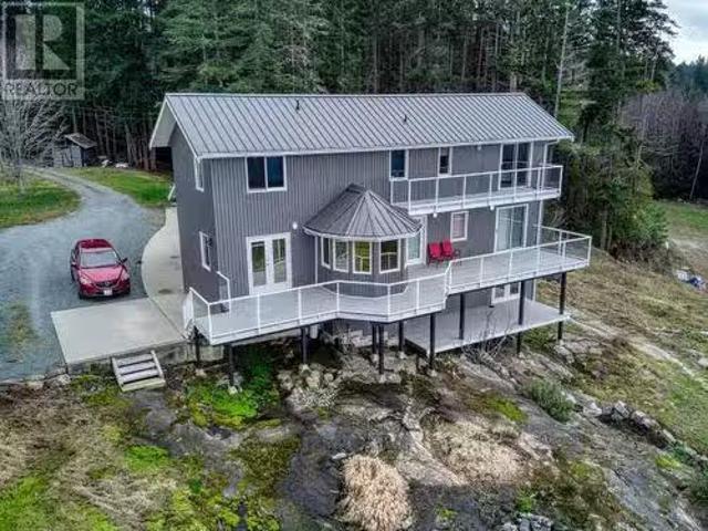 9117 Krompocker Rd, Powell River, BC, V8A 0G1 house for sale.