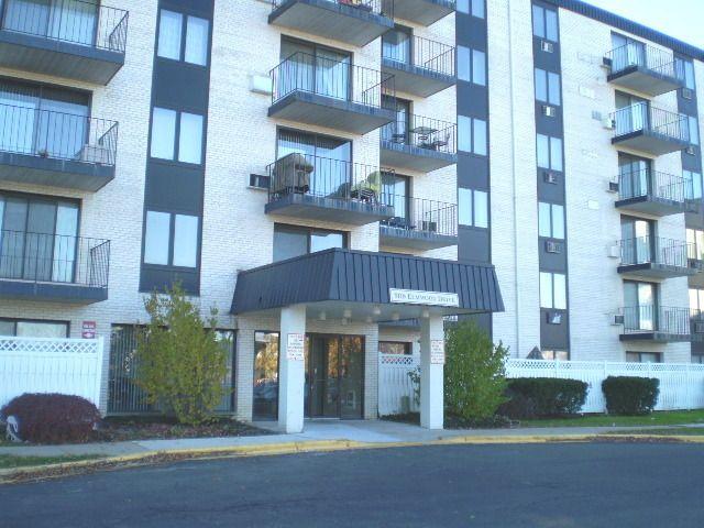 9118 W Elmwood Drive Unit 1B, Niles, US, IL