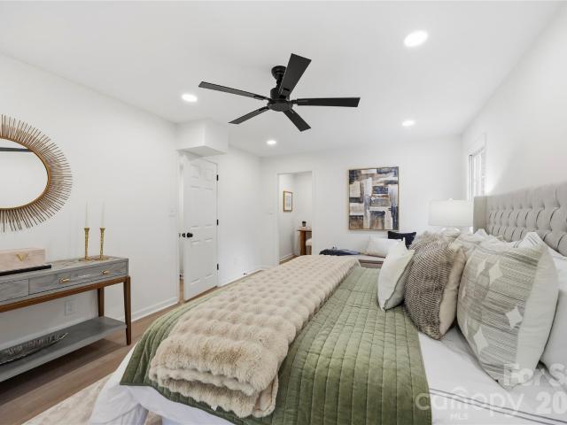 9112 Hinson Drive