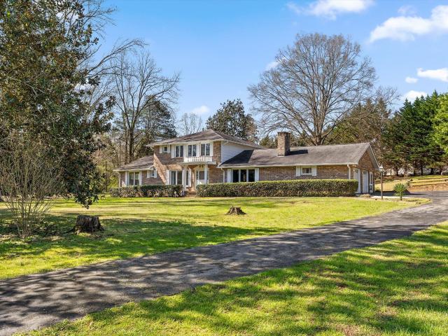 9113 Edgewater Road