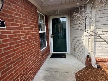 9113 Hawthorne Pointe Dr