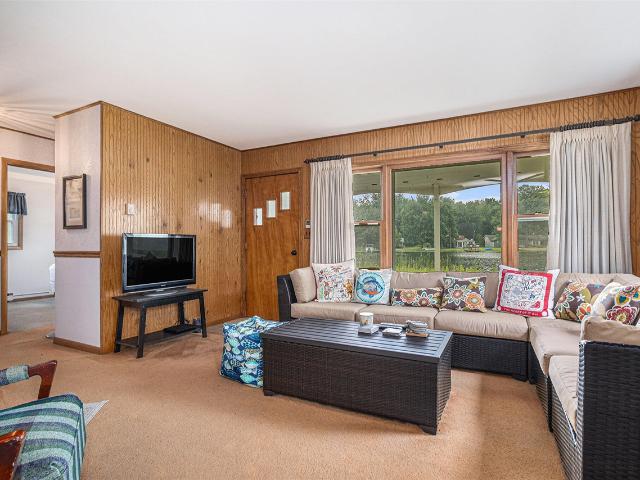 911 Dragon Shores Drive