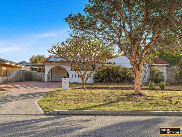 911sqm of SPACE FOR THE FAMILY TODAY, DEVELOPMENT POTENTIAL FOR TOMORROW!