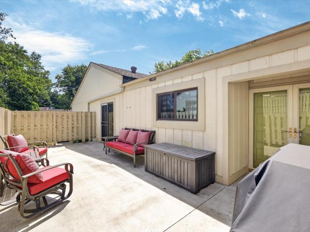 9126 S Greenridge Lane