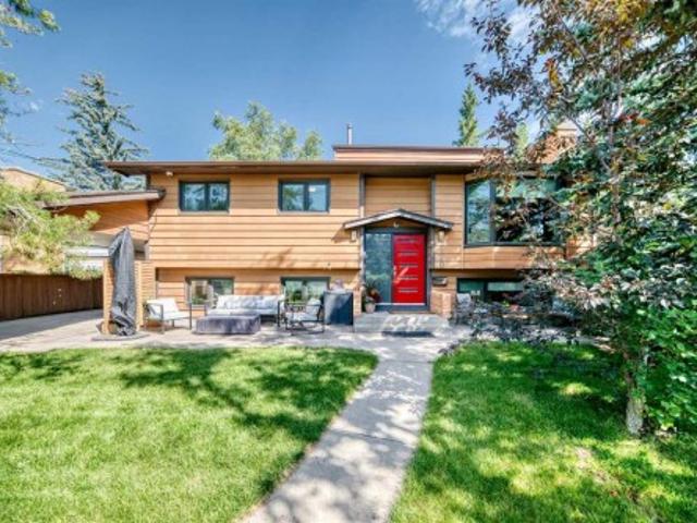 9120 48 Avenue Nw, Calgary, AB, T3B 2B2 house for sale | Listing ID A2337 | Royal LePage