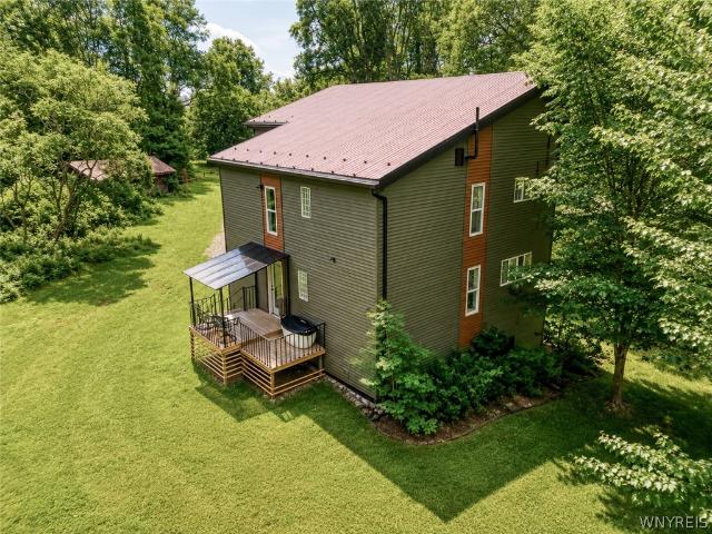 9121 Dake Hill Road