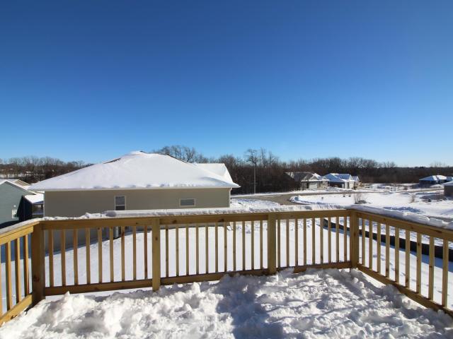 912 Fairway Dr