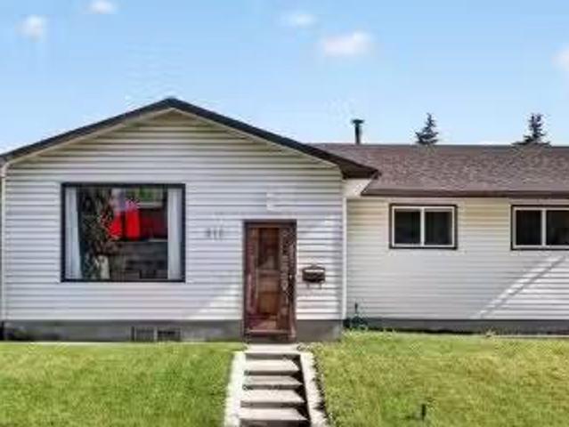 912 Stonehaven Road Sw, Calgary, AB, T2W 0P6 house for sale.