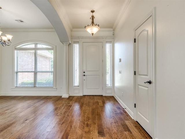 912 Trisha Lane