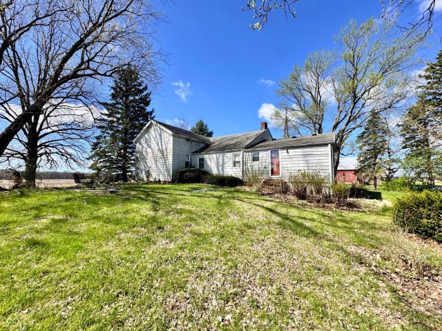 9136 W 500 South