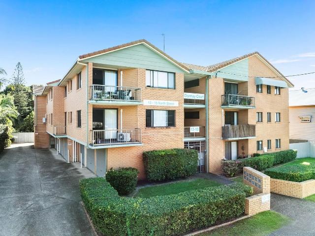 9/13 15 North Street, Southport